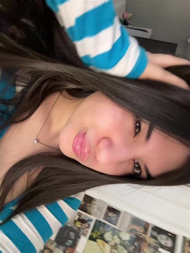 I’m into uuuuuuuuuuuuu 🫐🦄 | into you