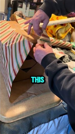 Wrapping Paper Trick 🎁