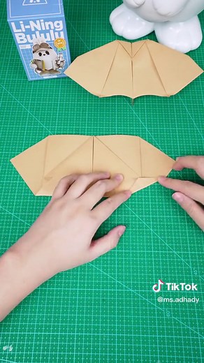 Easy Origami Tutorial: Making a Moving Bat for Halloween