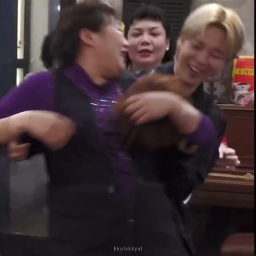 compilation of Jimin's giggles on "Hot Issue Ji" #jimin #varietyshow #bts