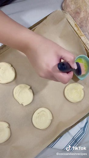 Delicious Cream Cheese Danishes for a Breakfast Treat!