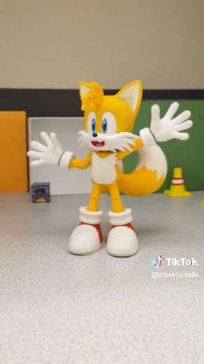 Silly Fox Animation: Hilarious Cat Tails Meme