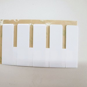 [Hot Item] RFID Tags Anti-Metal Soft Printable Label UHF RFID Smart Stickers for Tracking Inventory Equipment
