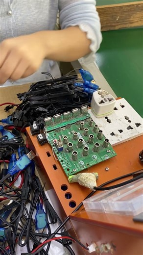 Daily factory life😺 #batterycharger #factory #factorydaily #xinyihang