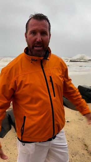 #cyclonealfred | Step Outside With Paul Burt