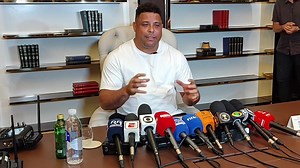 1.4M views · 10K reactions | Ronaldo pede treinador estrangeiro e permanência de Neymar na seleção brasileira. | Rádio BandNews FM | Facebook