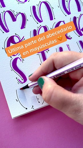 Plantillas de Letras Mayúsculas para Lettering