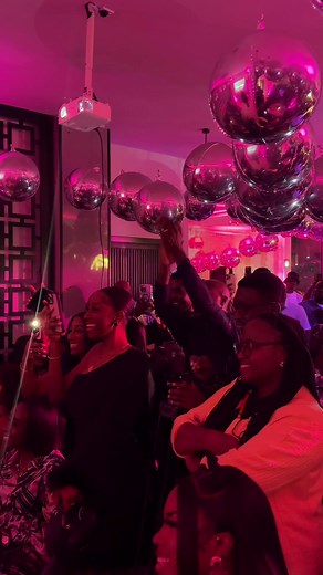 The 1st and biggest reality show in Ghana returns tonight - with an all new cast! Season 2 of GH Queens was officially premiered with an exclusive screening party on Wednesday at Ilona Restaurant. Don’t miss all the excitement, glamour, and drama this season - showing this and every Friday at 21:30 GMT on @akwaabamagic and @showmaxonline. #GHQueensTV #showmaxonline #akwaabamagic