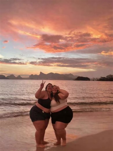 Dola ai eu e a parceira se o karma viesse com força. O tutorial de IA para gerar retratos de tamanho plus-size, tutorial para criar retratos de figura curvilínea ao enviar selfies, tutorial de IA para converter fotos reais em de corpo arredondado, tutorial de IA em um clique para gerar efeitos de retrato de figura curvilínea, tutorial de estilo de retrato plus-size personalizado por foto, tutorial de criação de IA para converter materiais em retratos de figura curvilínea, tutorial de ferramenta 