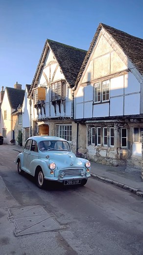 476K views · 284 reactions | Happy Sunday. Here are some cozy winter scenes from the countryside. I have to admit I don’t actually like the film The Holiday but the soundtrack always pops up this time of year  have a good one. #cottagecore #england #visitengland #countryside #cottagelife #cottagecoreaesthetic #winter | Monalogue | Facebook