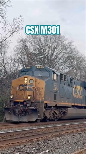 CSX M301 #trains #trainspotter #trainspotting #csx #csxt #csxtrain