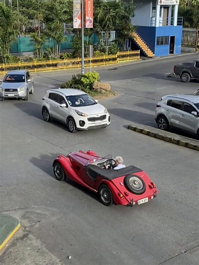 “Everyone else brought SUVs… bro brought history.”😎🚗 #fyppppppppppppppppppppppp