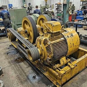 Industrial Electric Motor & Belt Drive System in Workshop | JR Entertainment