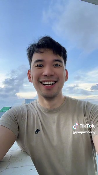 Travel Back in Time with 1930s Filter Effects