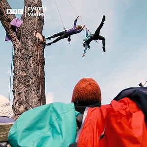 12K views · 53 reactions | Vertical dance uses climbing equipment in a new way, allowing dancers to create some mesmerising moves. Turn the sound on, relax and enjoy. | BBC Cymru Wales | Facebook