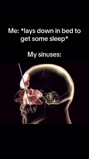 Memes on Instagram: "日本利用压电瓷砖将脚步转化为电能。这些瓷砖捕捉来自你脚步的动能。当你行走时，你的重量和动作会对瓷砖产生压力。瓷砖会轻微弯曲，从而产生机械应力。瓷砖内部的压电材料将这种应力转化为电能。每一步都会产生少量电荷，而数百万步结合在一起就能产生足够的电力来驱动 LED 灯、数字显示屏和传感器。在像涩谷车站这样繁忙的地方，每天大约有 240 万个脚步为这一系统作出贡献。这些电能可以被储存或立即使用，从而减少对传统电力来源的依赖，并支持可持续的城市基础设施。这种方法将日常运动转化为实用的可再生能源 #日本 #知识 #事实 #你知道吗 #推荐 科技 创新 历史 技术 实验 热门"