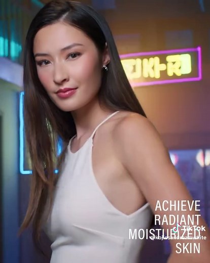 Your dream skin is just one routine away. Achieve 21% smoother and more moisturized skin with KOJIE.SAN DreamWhite Dream Skin Regimen. Also available in all leading supermarkets and drugstores nationwide.