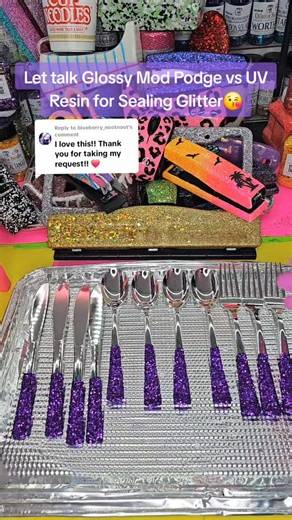 Maegen Wren on Instagram: "Let's talk glossy mod podge vs uv resin when it comes to sealing glitter while we seal this glitter silverware! 💕✨️🥰 #glitter #diycrafts #craftideas #sealingglitter #partydecor"