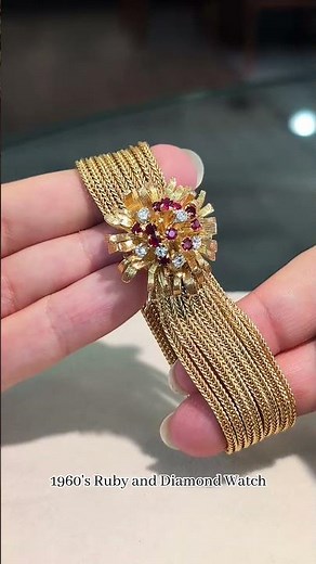 Tick-tock, it’s time to shine! ⏰❤️