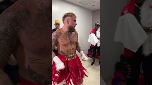 Jake Paul meets Puerto Rican legend Felix Tito Trinidad 🙏