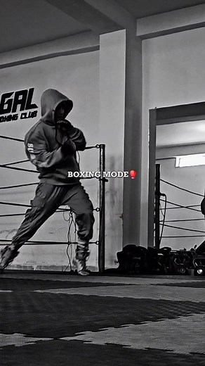 Boxing life🥊🫀 #box #boxing #shadowboxing #footwork #respect #training #flowing | GAL Boxing