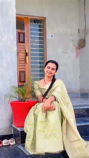 Vineeta Bisht on Instagram: "😍😍😍😍"