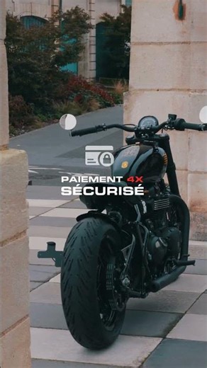 Triumph Bobber - Close up