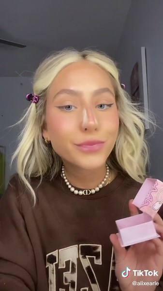 Alix Earle Makeup Tutorial: Enhance Your Beauty with These Pro Tips