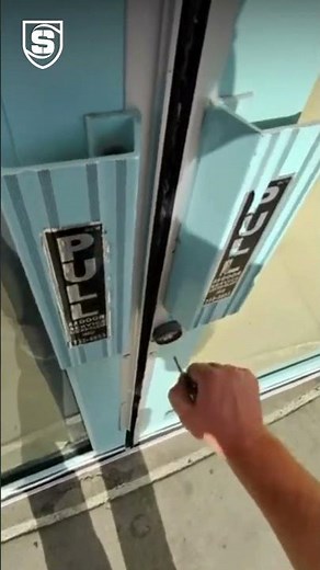 Commercial door lock repair