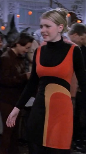 Giving black cat energy this Halloween and always 🐈‍⬛✨ Happy Halloween! 📺 Sabrina The Teenage Witch | Paramount