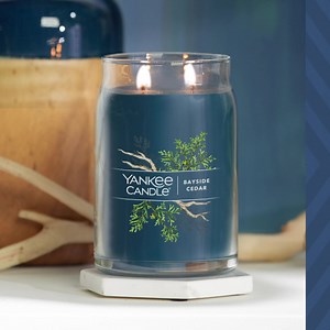 1.1K views · 477 reactions | Ends Sunday ☀️ 30% Off All Full-Price Candles! Use code: 30ANY821 | Yankee Candle | Facebook