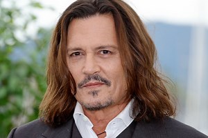 Johnny Depp muestra cambio dental tras sorprender a sus fans con dientes “podridos”
