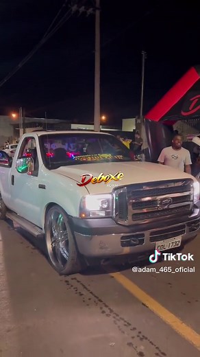CHAMA Q AÍ É DEBOXE BEBÊ 💛🔥 #deusnafrentesempre #deboxegoiania #deboxeoficial #f250 #f250deboxe #deboxeadam #deboxeconfresa #eletrofunk #deboxeamelhor #sonhoédeboxe #turbina #audia3 #audia3deboxe #marcellodeboxe
