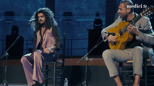 [NEW] Dive into an unforgettable evening of contemporary flamenco artistry at the 2025 Granada Festival. The highly acclaimed flamenco singer Israel Fernández, presents Mi cante a piano, an intimate program blending new piano adaptations of his flamenco repertoire with his own compositions previously unpublished and unheard until now. Watch him perform “Soleá De Mi Casa” alongside guitarist and frequent collaborator Diego del Morao, flamenco percussionist Ane Carrasco - Músico, and hand-clapping