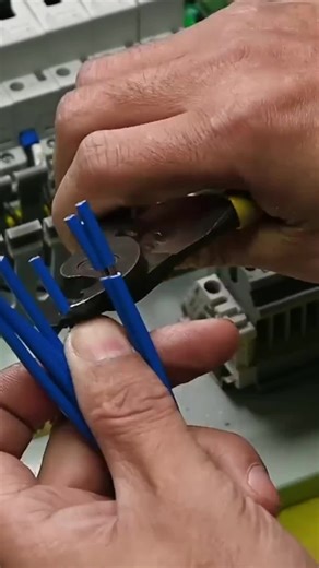 Understanding Electricity: Safety Tips for Professionals