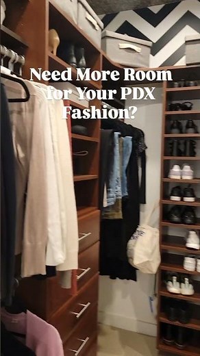 ​LUXURY PORTLAND CONDO TOUR: $1M High-Rise Penthouse with Holiday Decor (NW 23rd/Pearl District)