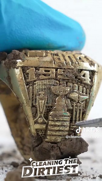 Cleaning the 1994 New York Rangers Stanley Cup Ring
