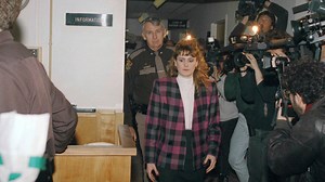 Pamela Smart accepts full responsibility for husband's death