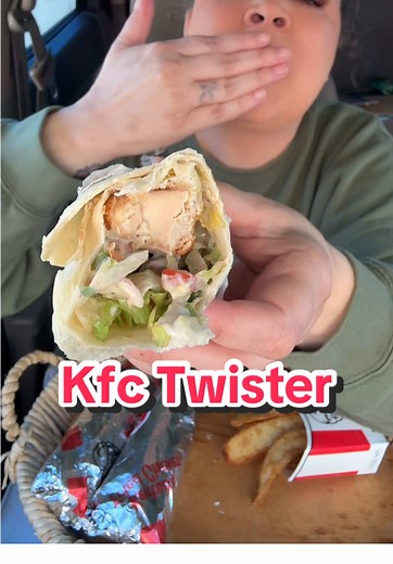 KFC Twisters Are Back! Mukbang & Review
