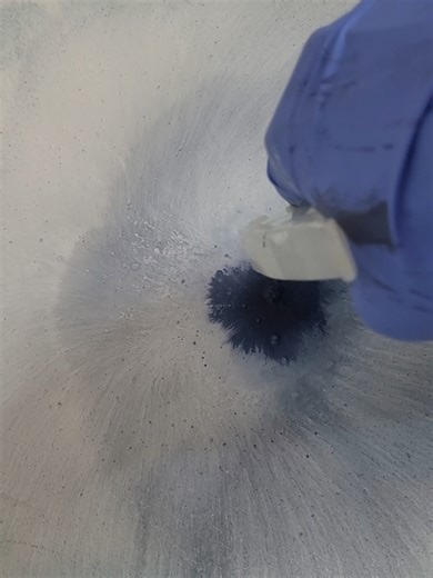 Playing around, trying to represent a subatomic particle collision with paint! #creative #abstractart #fluidacrylics #artistsoftiktok