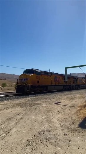 Union Pacific Desert Freight Trains: A Railroad Experience