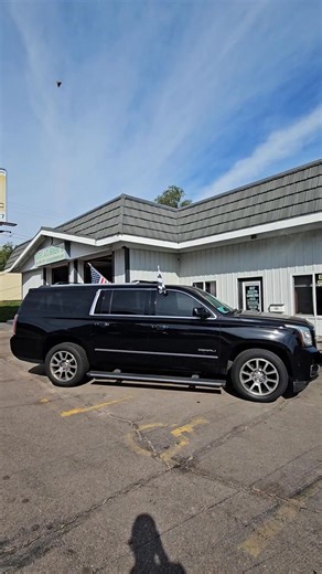$9999 2015 GMC Yukon XL Denali 4x4, heated/cooled Leather, dual DVDs, seats 8, new tires, Navigation Call BIG DEAL BLAINE (605)999-7783 at Buster's Auto Brokers LLC. In Mitchell SD | Buster's Auto Brokers LLC.