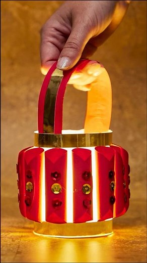 How To Make A Chinese New Year Paper Lantern | Baker Ross