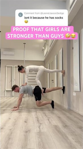 GIRLS CAN DO IT BETTER 🤪💪🏼 #shorts #funny #viralvideos #fail #challenge #trending