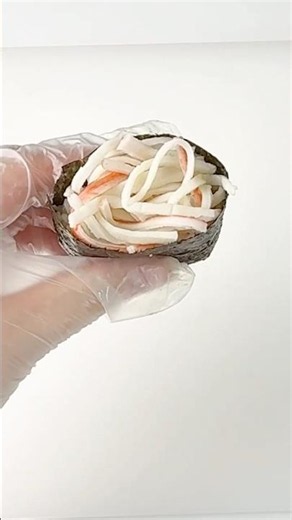 🍣 Can You Make Sushi with Crab Sticks? #foodshorts #food #asmr #cooking #lunchbox #lunch