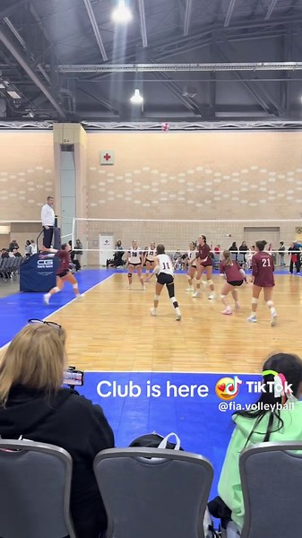 Family Vacation Tips for Club Volleyball Athletes