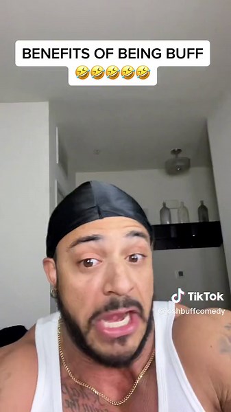 Benefits of Being Buff: Funny Gym Story