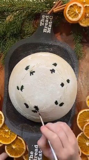 The creativity and artistry from our community never ceases to amaze! Nothing says cozy holiday baking quite like a warm, golden bread fresh from the oven and @artbreadlove serves up pure holiday spirit with this wreath of holly & berries in the form of sourdough, baked the #ChallengerBreadPan! #ChallengerBreadware #Challenger #BreadBaking #BreadBaker #BreadBakes #HomemadeBread #BakingLove #BakerLife #BakingInspo #SourdoughBread #SourdoughLove #SourdoughBaking #SourdoughStarter #SourdoughLoaf #A