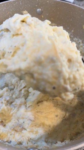 Garlic Parmesan Mashed Potatoes 2 lbs gold potatoes 1 cup sour cream (ranch) 1 pint heavy whipping cream 2 cups shredded Parmesan cheese Badia complete seasoning Garlic and herb butter (1 stick) Minced garlic (2 tbsp) Parsley (optional) Boil your potatoes until tender. In a bowl, combine heavy cream, sour cream, seasoning, garlic, and butter. Warm in the microwave for 1 minute (until butter is melted). Mash potatoes and then mix in cream mixture and Parmesan cheese. Mix until creamy. | Dr. Jai