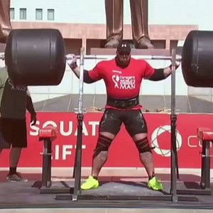 296K views · 5.6K reactions | This time it's Hafthor "The Mountain" Bjornsson's turn at squatting 704lbs (320kg) trying to beat Eddie Hall's 15 reps | Simplyshredded.com | The Ultimate Lifting Experience | Facebook